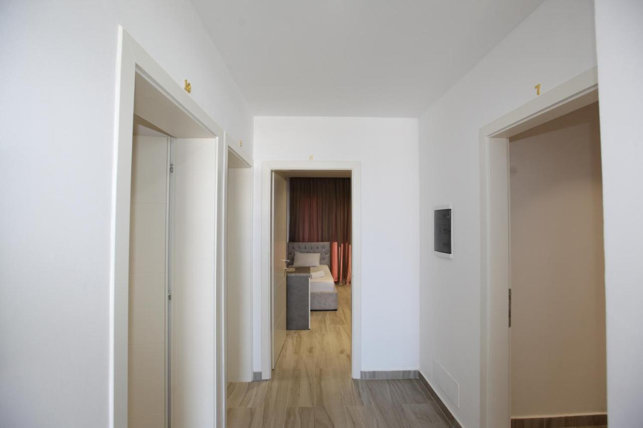 Hotel Bega Ksamil Bagian luar foto