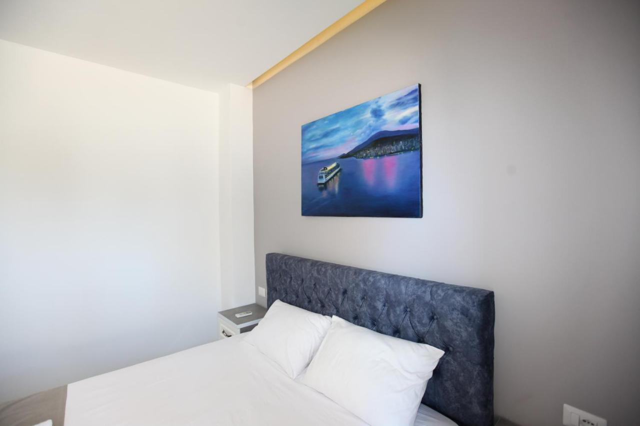 Hotel Bega Ksamil Bagian luar foto
