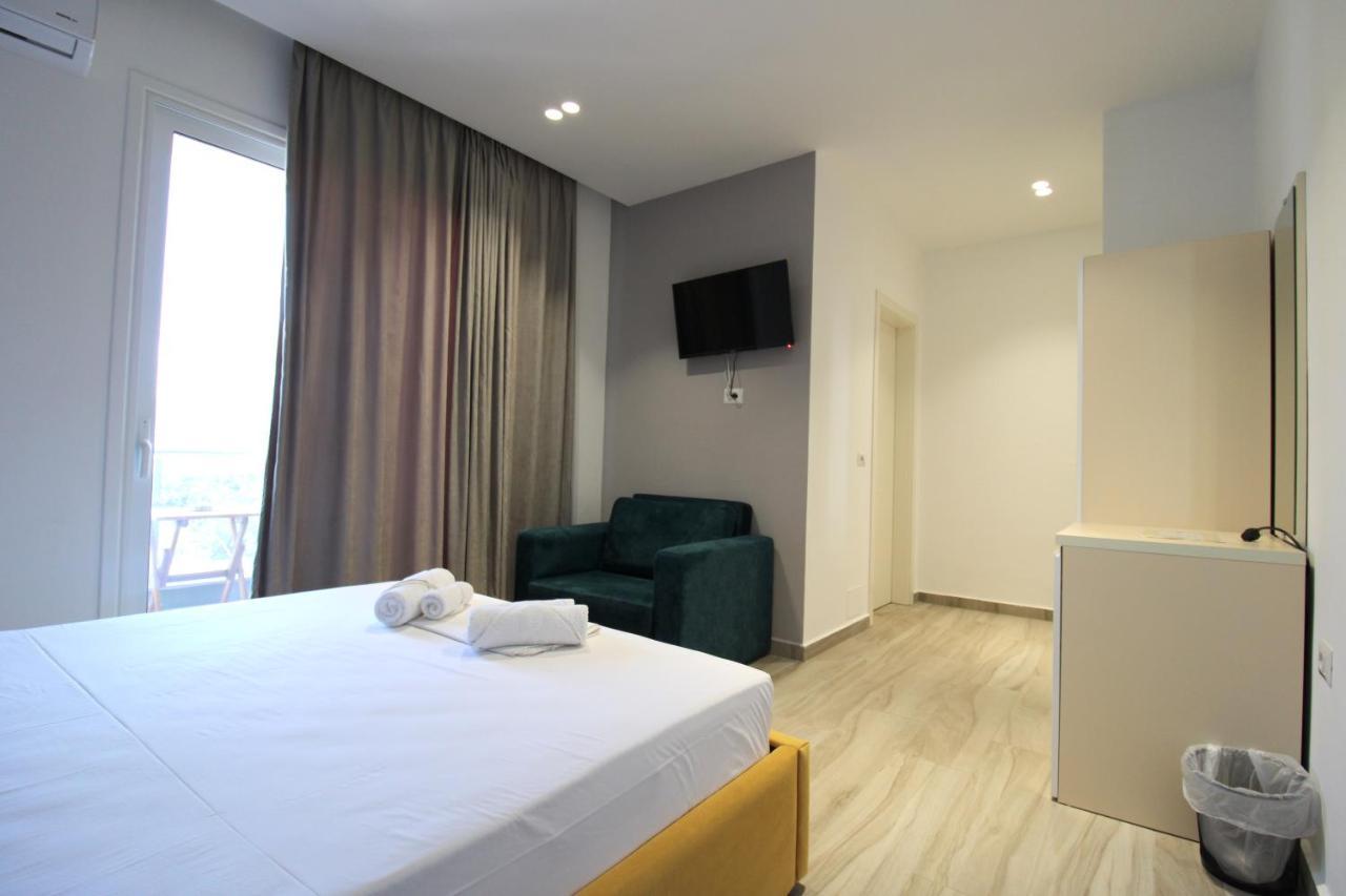 Hotel Bega Ksamil Bagian luar foto