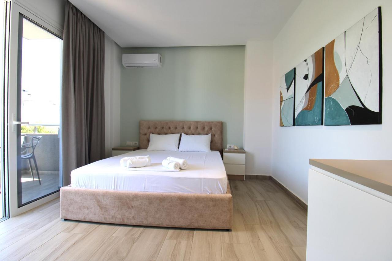 Hotel Bega Ksamil Bagian luar foto