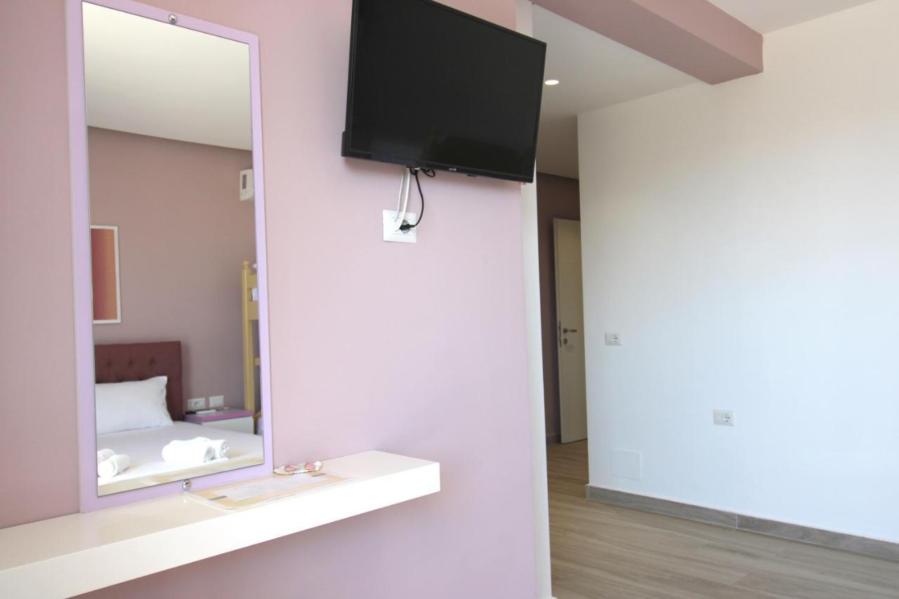 Hotel Bega Ksamil Bagian luar foto