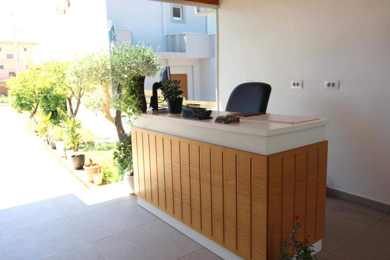 Hotel Bega Ksamil Bagian luar foto